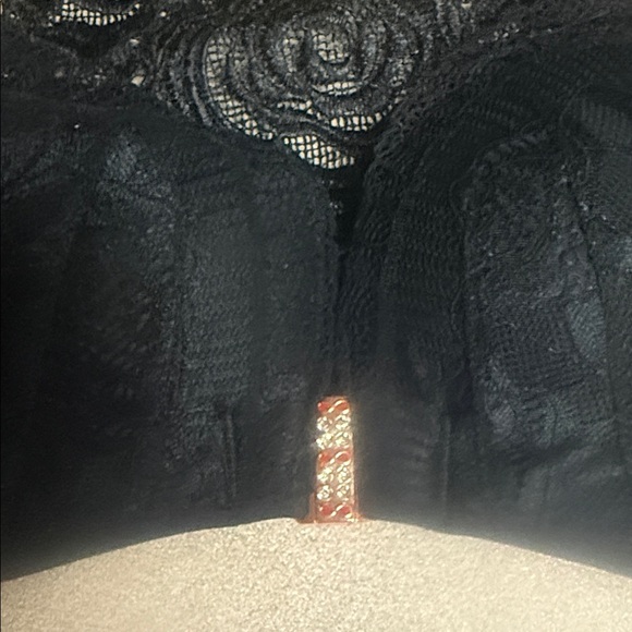 Floral Secrets Comfort Rose Bra Size 36B - Picture 4 of 7